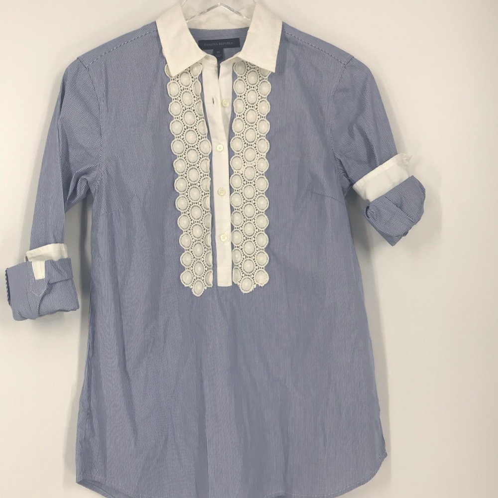 Banana Republic button front pin stripe lace top. - Picture 2 of 8